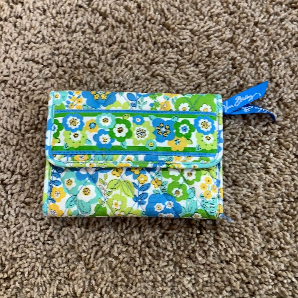 vera bradley wallet